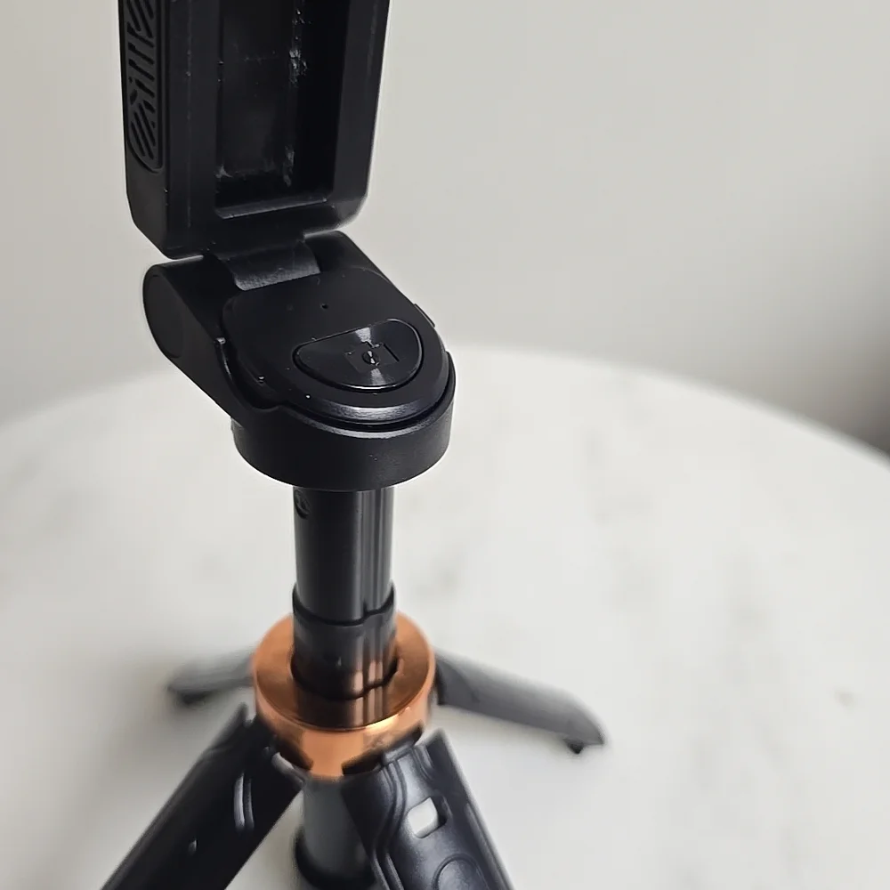 Othr Black Bluetooth Remote Control Selfie Stick